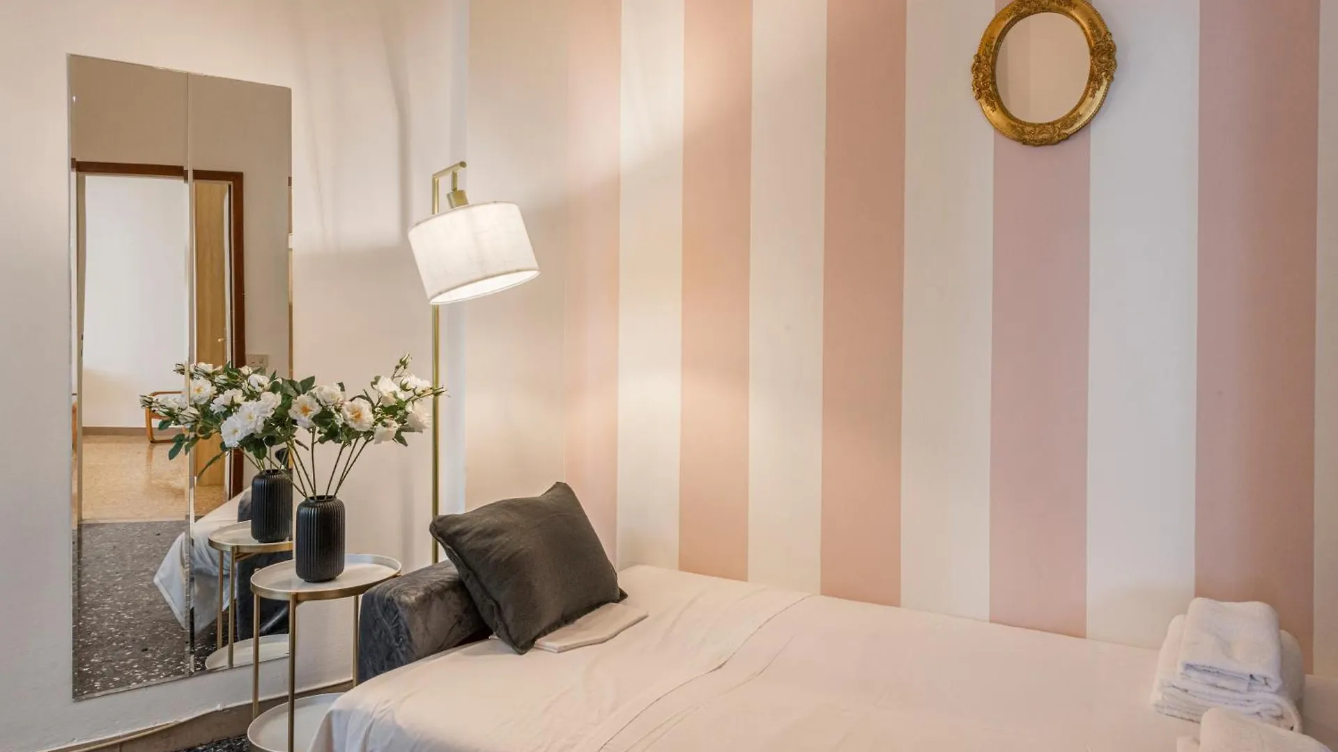 The Luxor Suites - Casentino 53 Florence